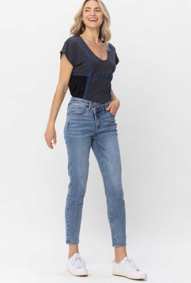 The Crossover Relaxed Jean
